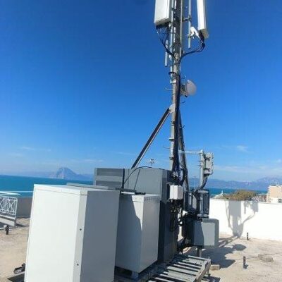 Rooftop base station